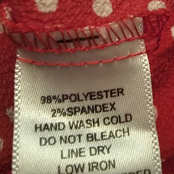 Monteau Faux Wrap Peplum Top. Red w/White polka dots Excellent Condition Size XL - Picture 6 of 6
